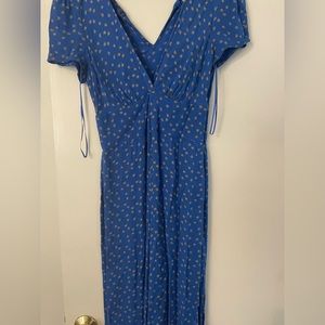 Wore it only handful of times ready to pass it on